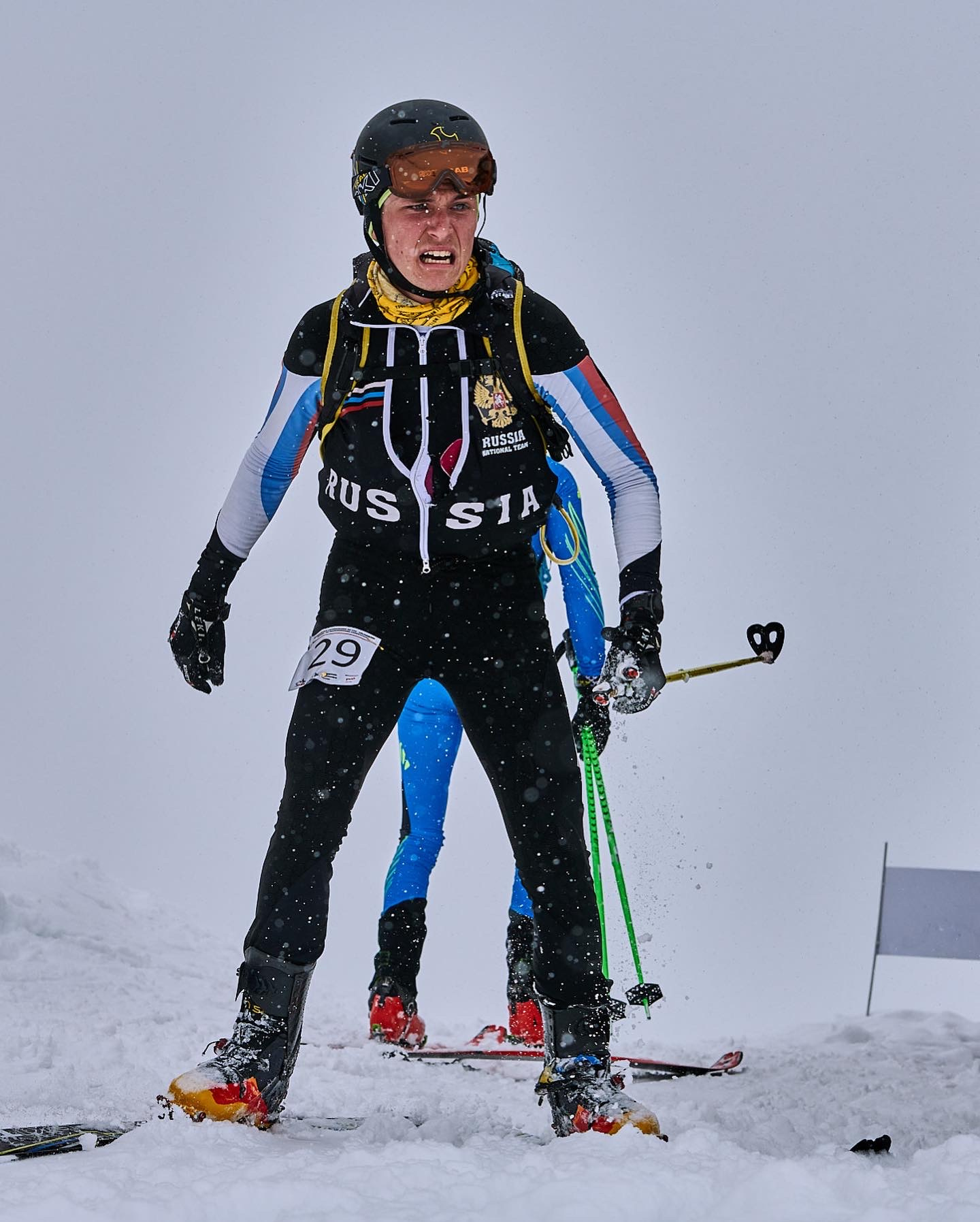 Фото: Вообще это фото не со спринтов, но вполне передаёт ощущения во время всех гонок в ски-альпинизме - постоянное преодолевание себя!