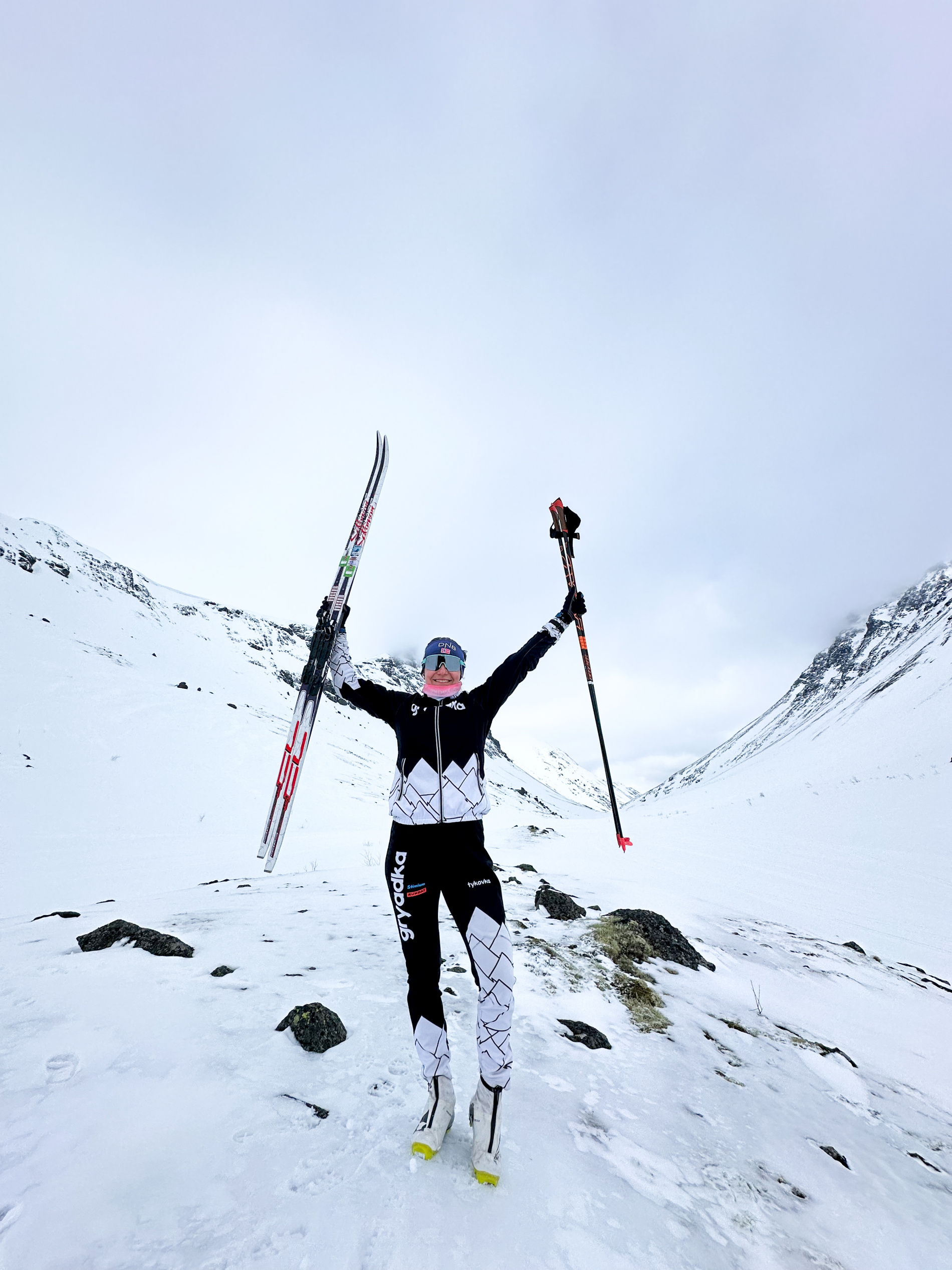 Фото: Пару раз за сбор удалось съездить на перевал (в Кировске) 